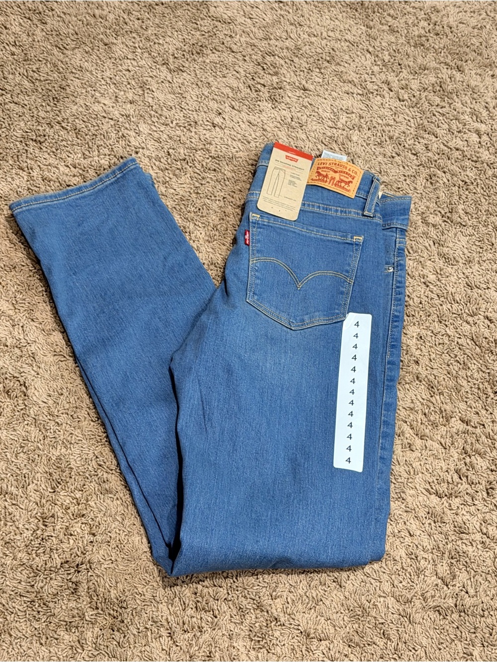 Levis Women's 314 Shaping Straight Mid-Rise Stretch Denim Jean 27x32 NWT